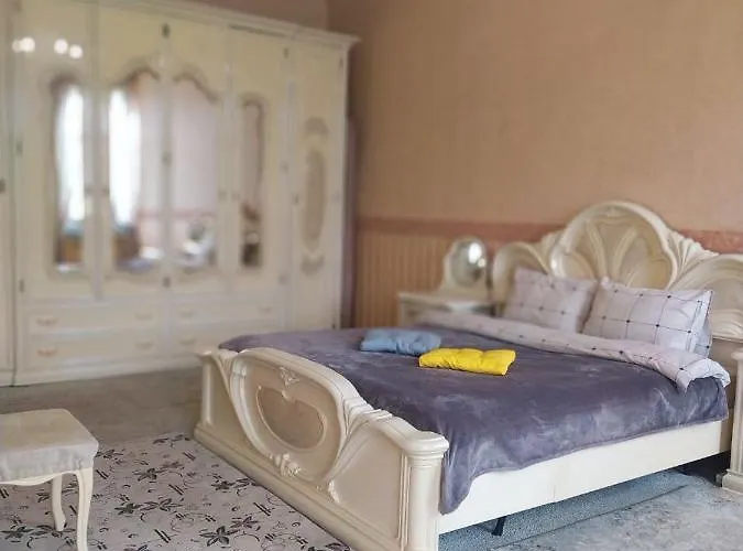 Світло Є! Історичний Центр!