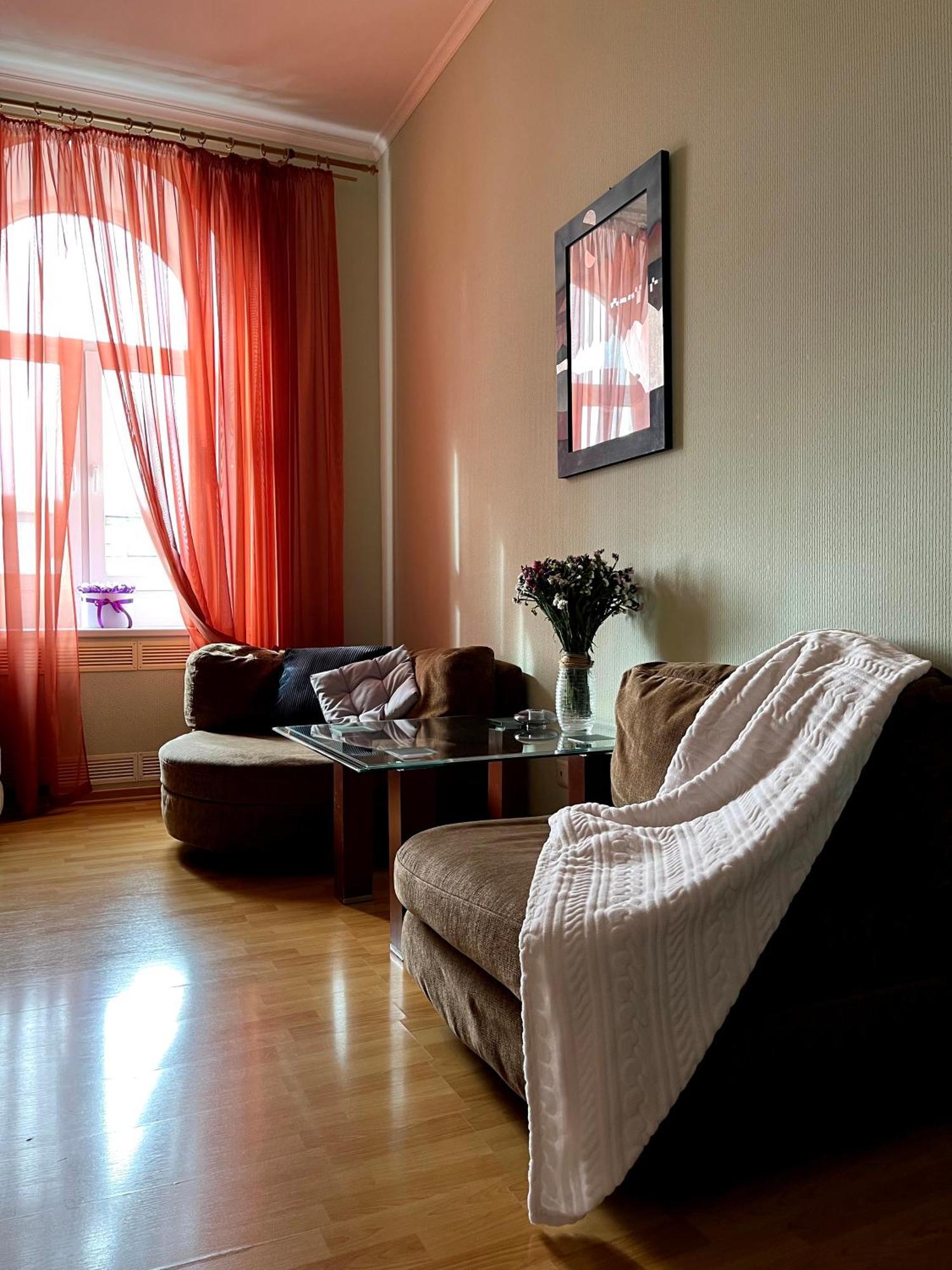 світло є! історичний центр! Apartment Kyiv